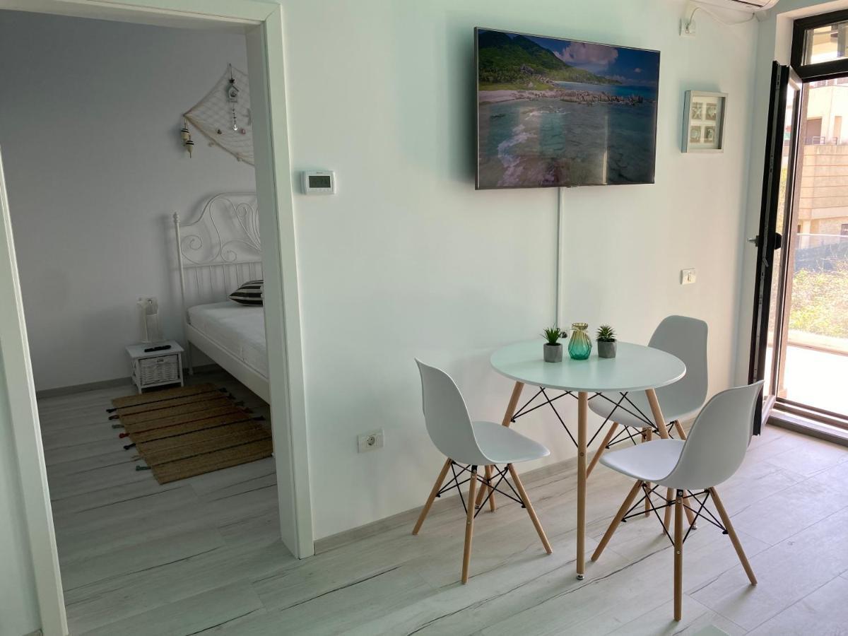 Ela'S Apartment 那沃达利 外观 照片